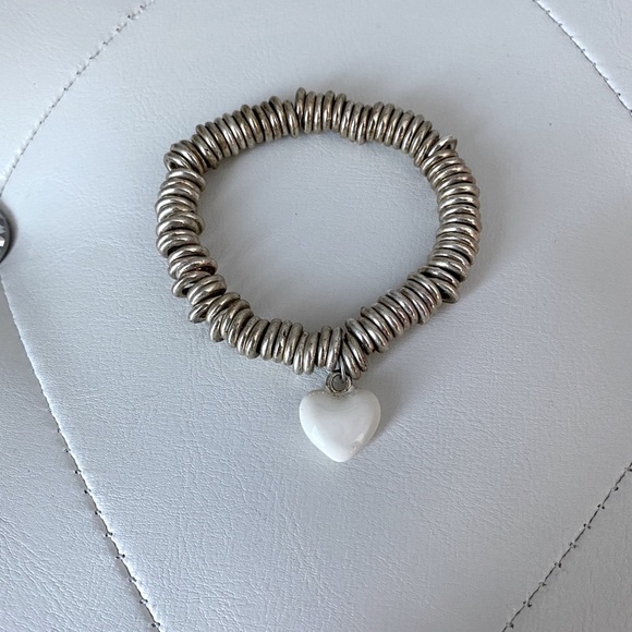 Mixed metαls brαcelet — Silver & White heαrt 🤍🖤 - Picture 5 of 5